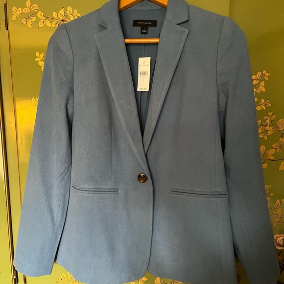 Ann Taylor One Button Blazer in Cornflower Blue Sz 0 - Picture 2 of 8